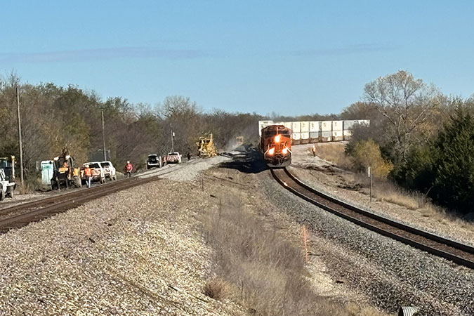 The day after the 3.5-mile cutover clearly shows the new track addition.  The day after the 3.5-mile cutover clearly shows the new track addition.