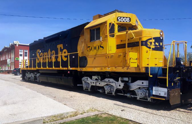 Santa Fe 5008 on display in Marceline, Missouri.  Santa Fe 5008 on display in Marceline, Missouri.